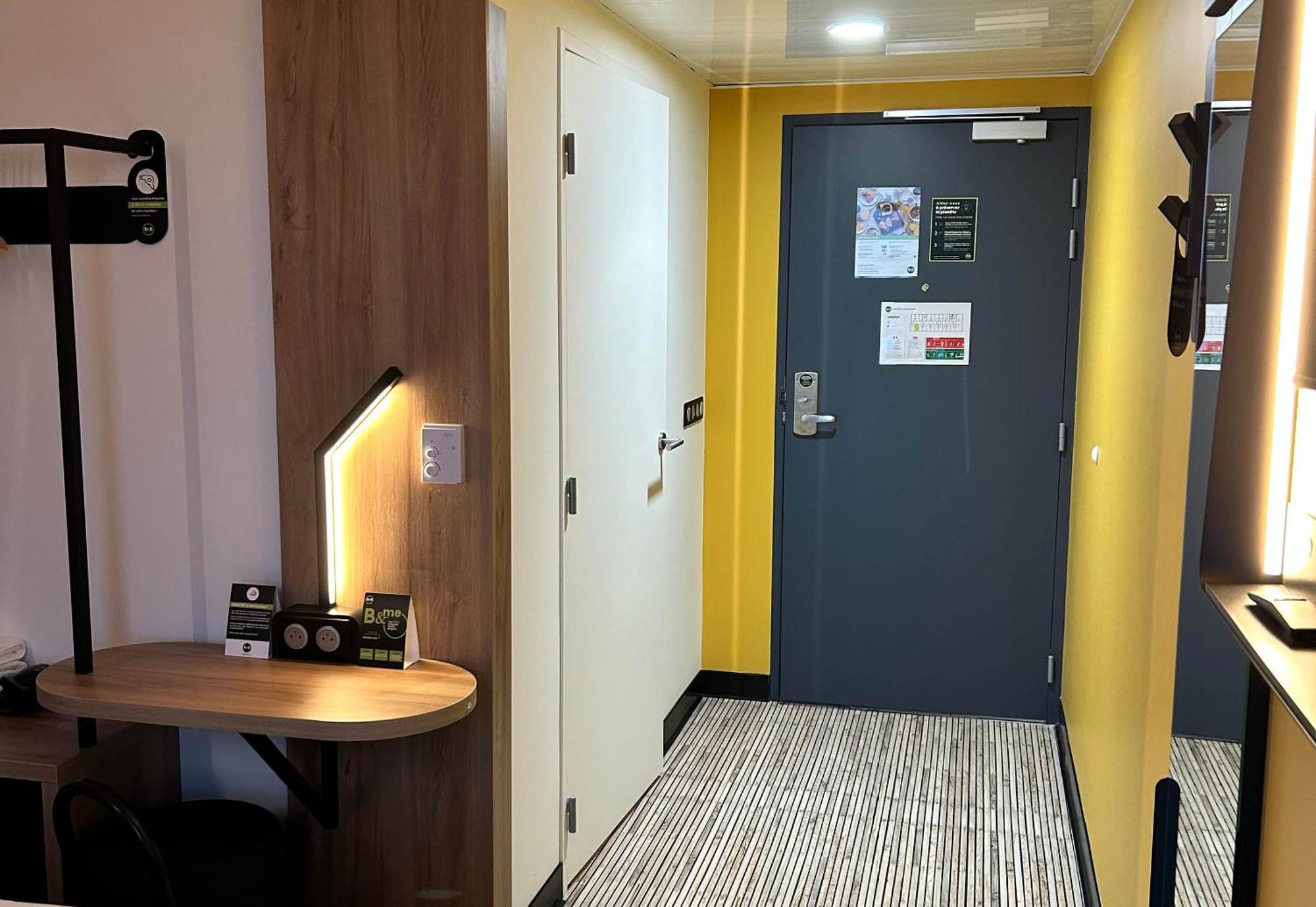 B&B Hotel Cergy Saint-Christophe Gare エクステリア 写真