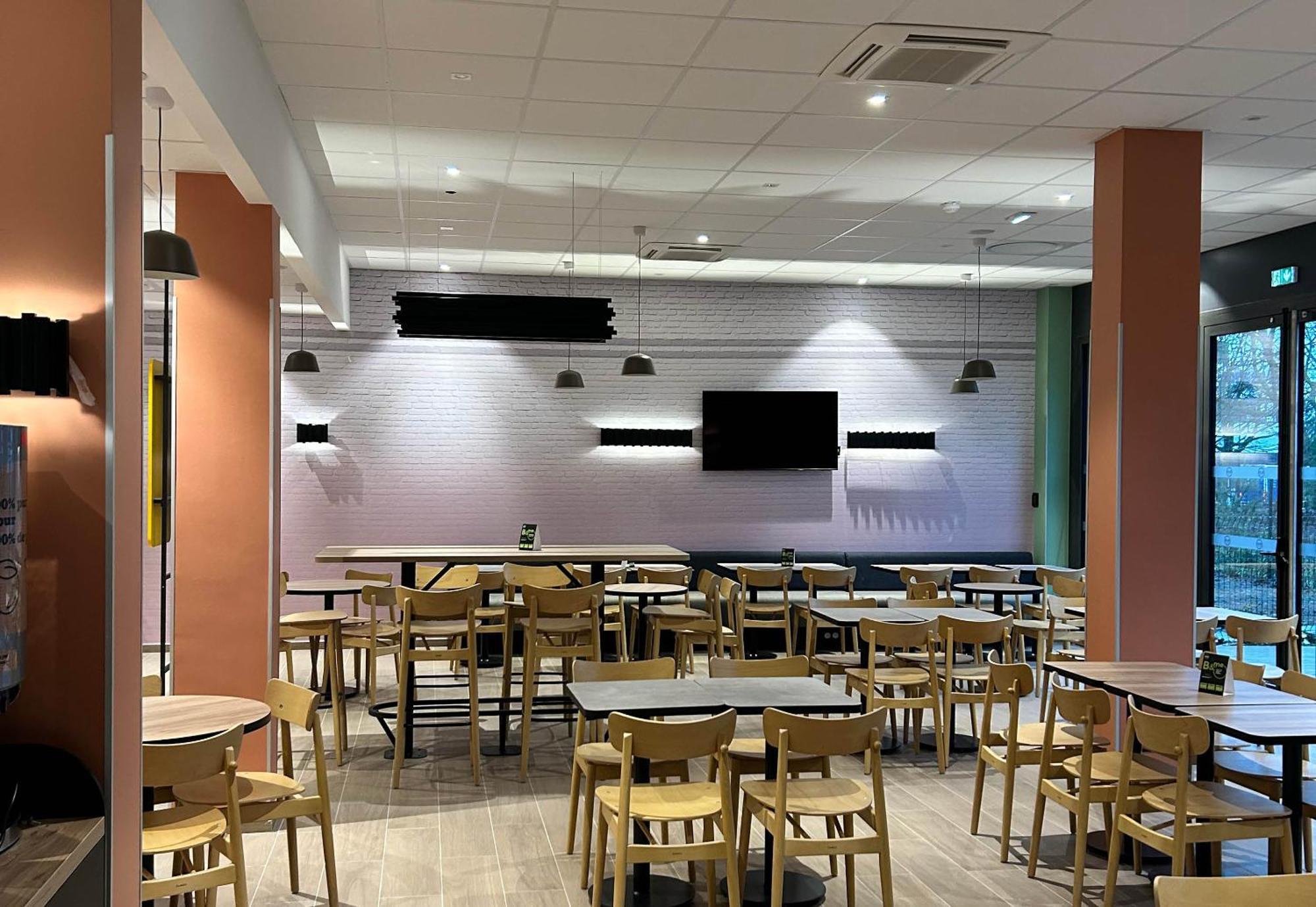 B&B Hotel Cergy Saint-Christophe Gare エクステリア 写真
